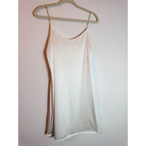 Vintage White Nylon Vanity Fair 10-717 Full Slip Lingerie Slip Dress Size 36 - Picture 2 of 7